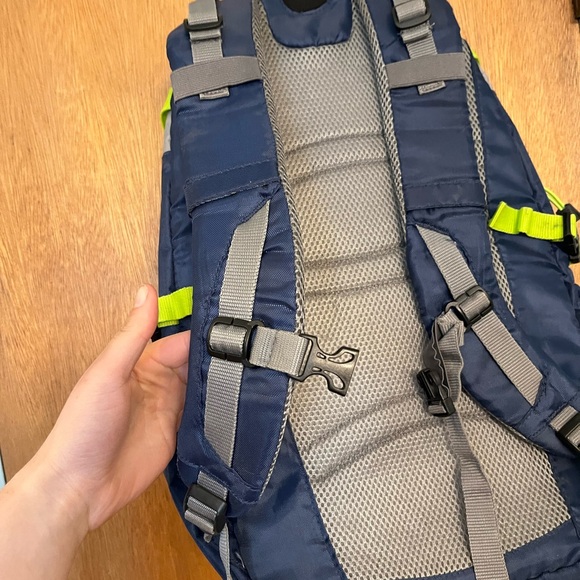 Multicolor Hiking Backpack - Picture 8 of 12